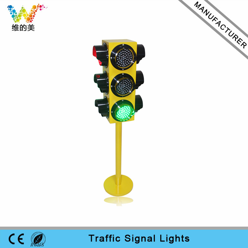 School Teaching 125mm 4 Aspects Portable LED Traffic Light